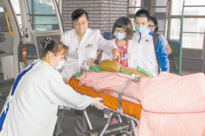 台湾粉尘爆炸致500多人受伤