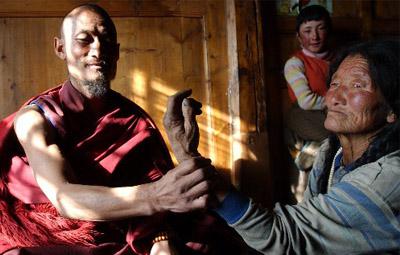 北京中医药大学对口支援西藏藏医学院